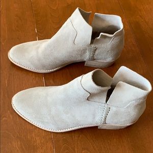 Dolce Vita Tan Suede Booties 7.5